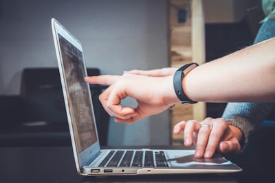 Tips Memilih Platform Online Learning Terpercaya untuk Kursus